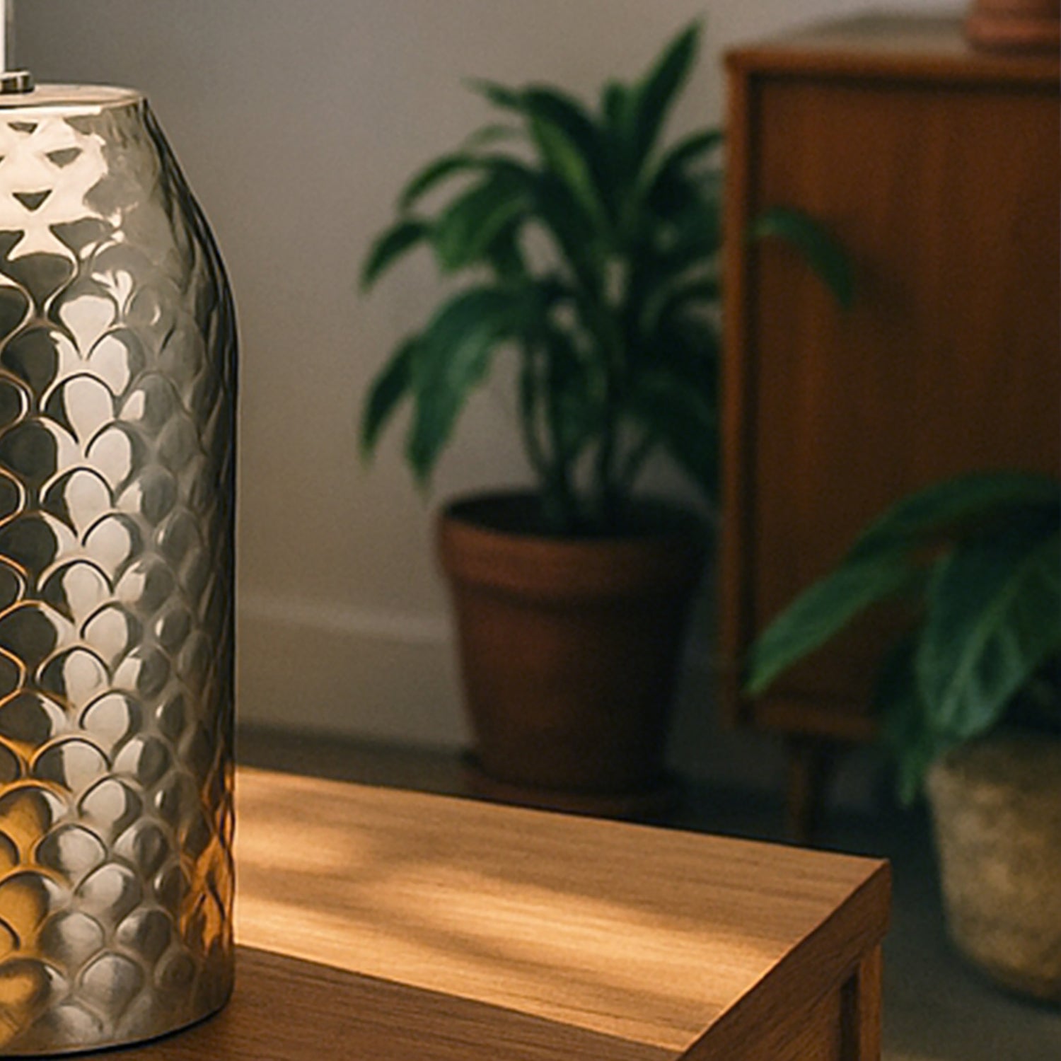 Scalloped Ceramic Base