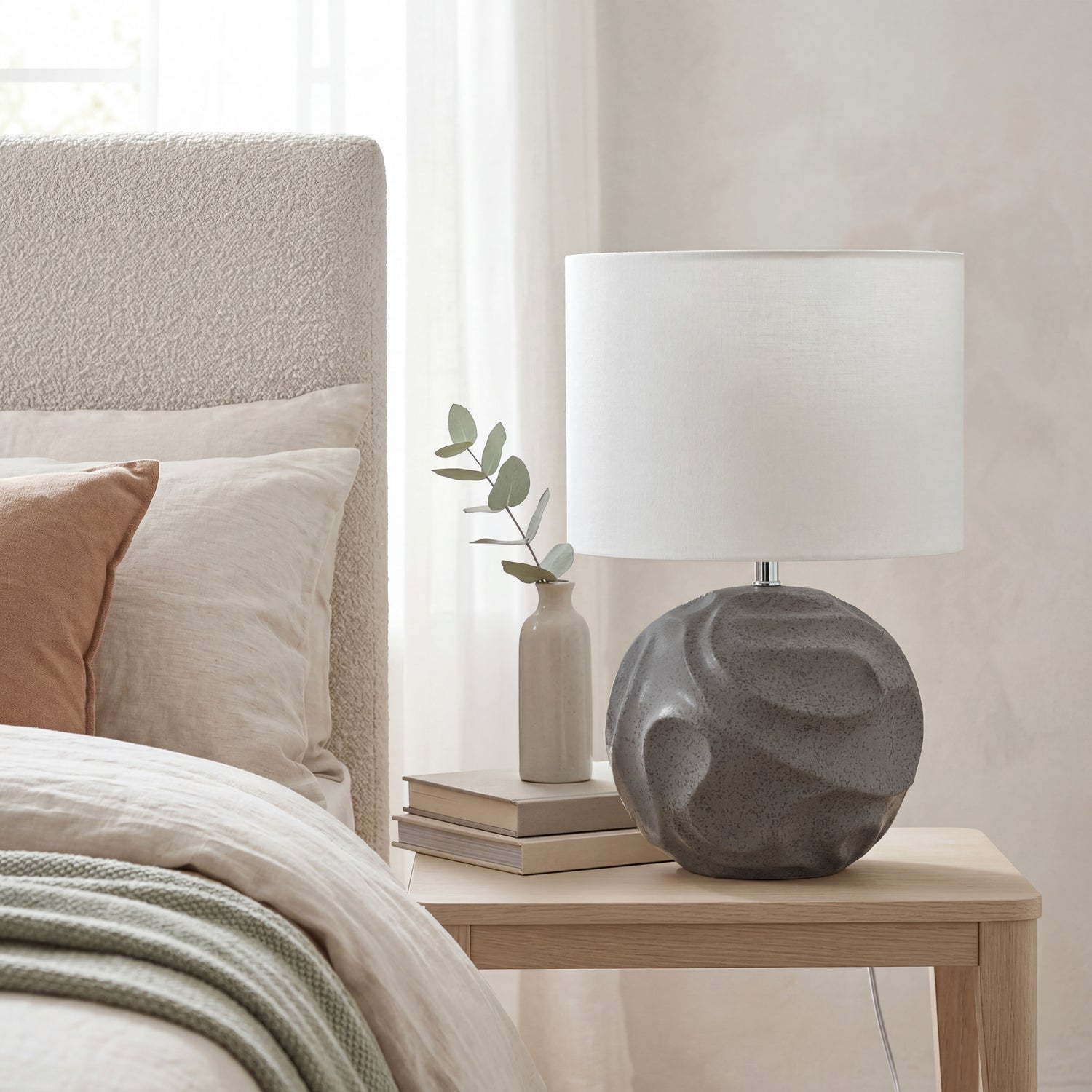 Versatile, Neutral Styling perfect for any room