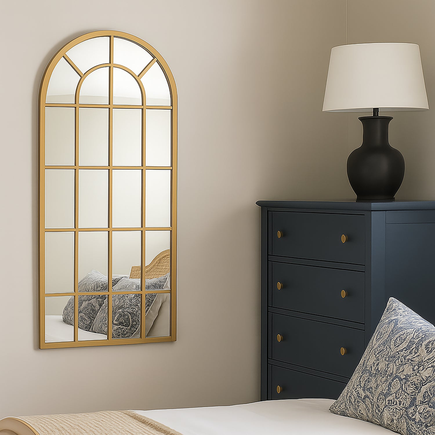 Versatile Décor Piece